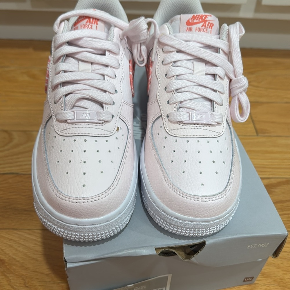Nike Air Force 1 - Picture 3 of 7